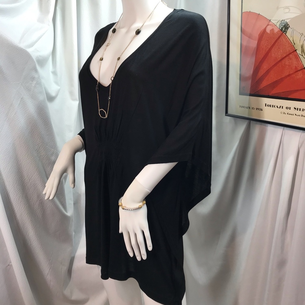 H & M tunic 👚 - Picture 2 of 7